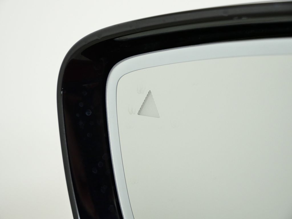 Thumbnail: 2026 BMW 2 Series - 33