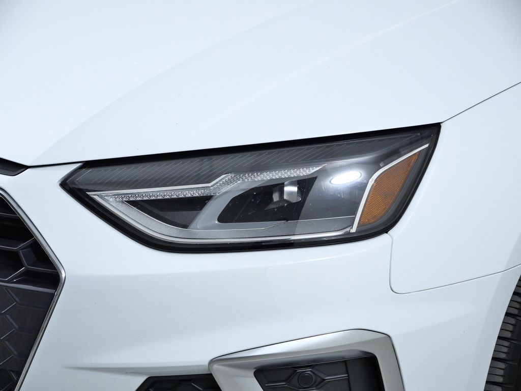 Thumbnail: 2021 Audi A4 - 4