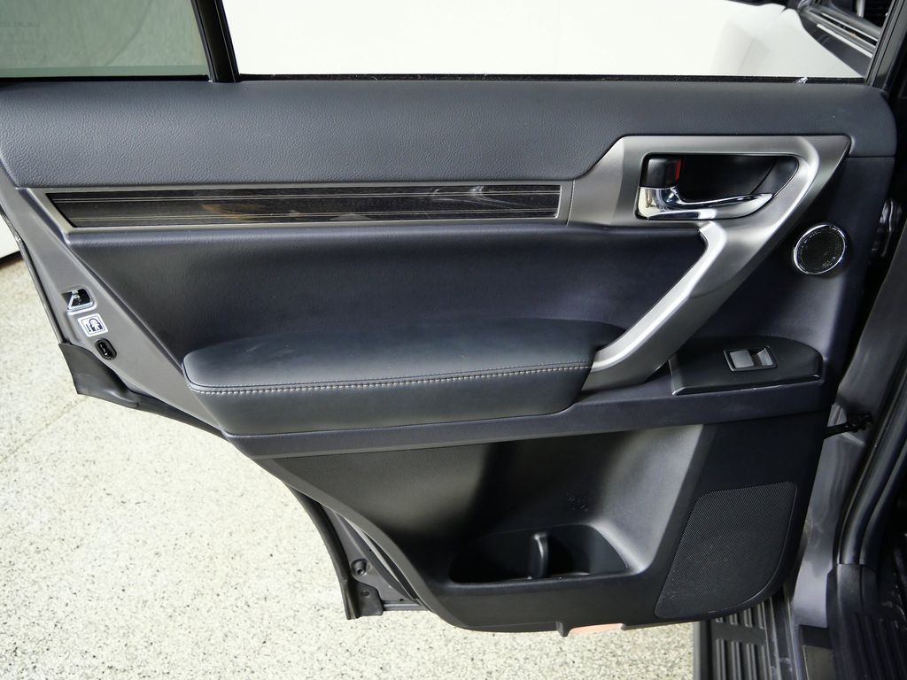 Thumbnail: 2023 Lexus GX - 29