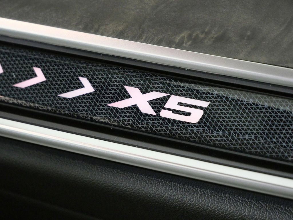 Thumbnail: 2026 BMW X5 - 24