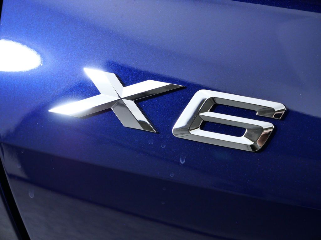 Thumbnail: 2026 BMW X6 - 13