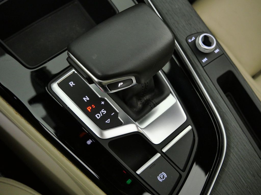 Thumbnail: 2021 Audi A4 - 47