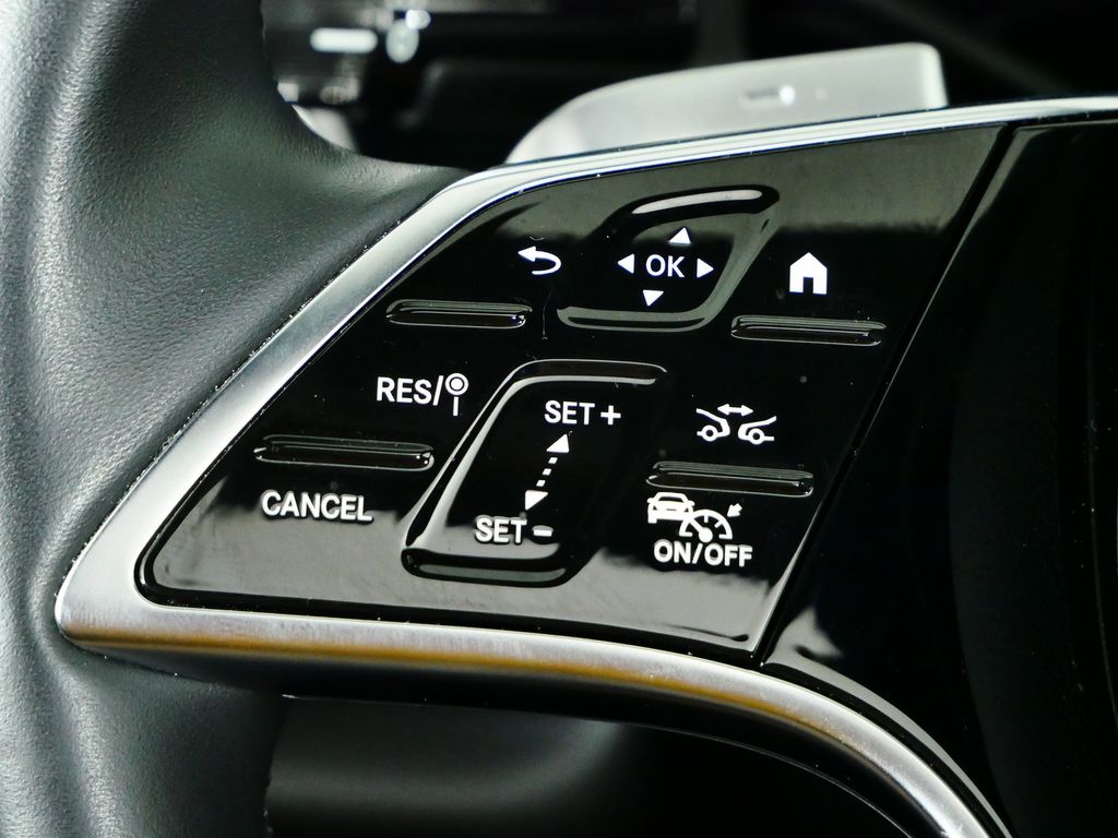 Thumbnail: 2024 Mercedes-Benz E-Class - 38
