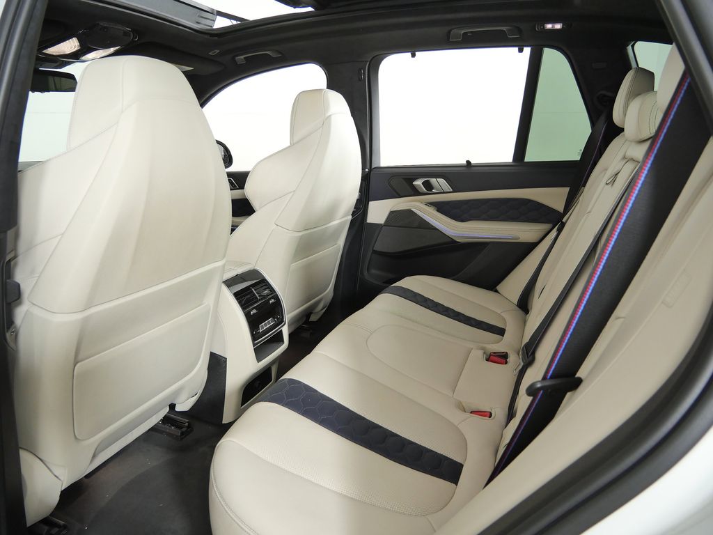 Thumbnail: 2023 BMW X5 - 30