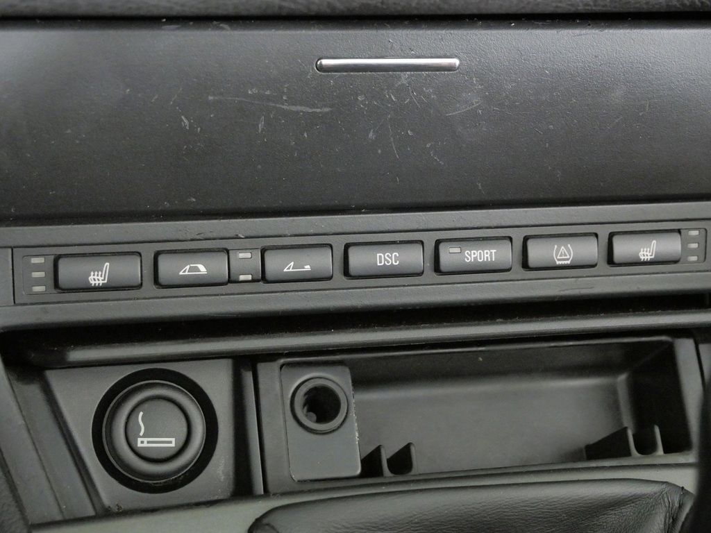 Thumbnail: 2004 BMW M3 - 39