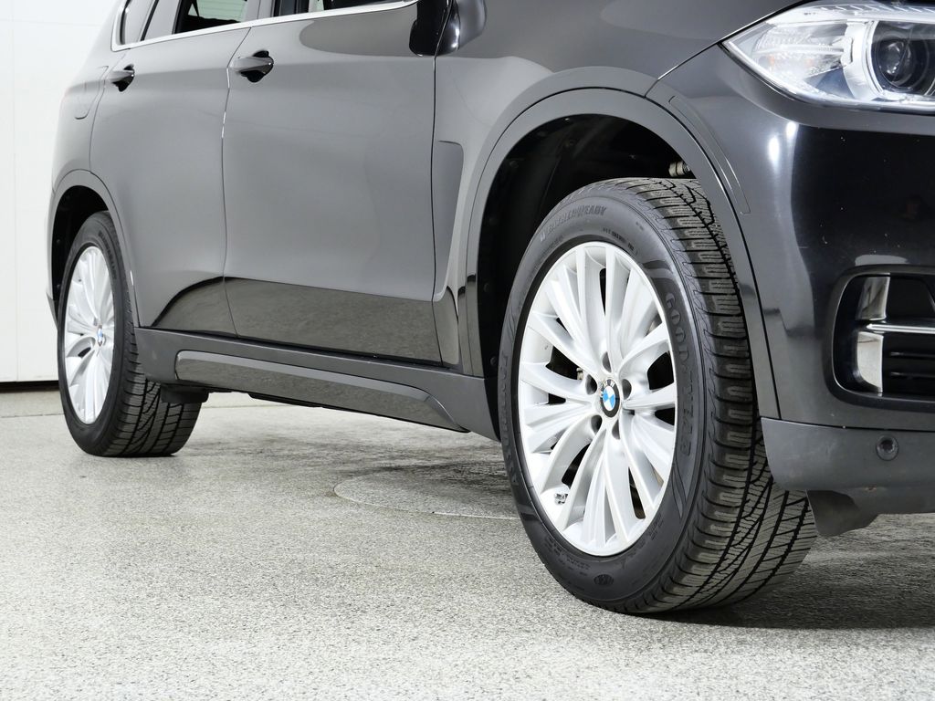 Thumbnail: 2016 BMW X5 - 7