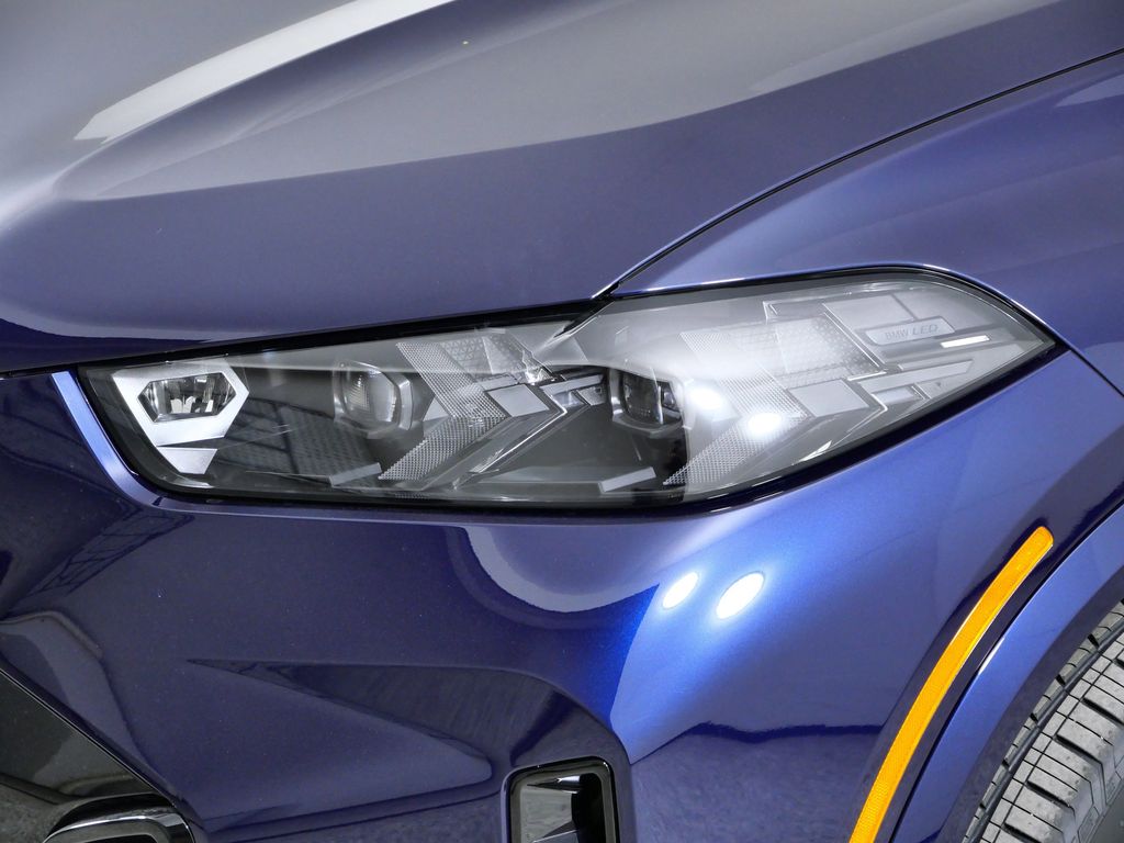 Thumbnail: 2026 BMW X5 - 3