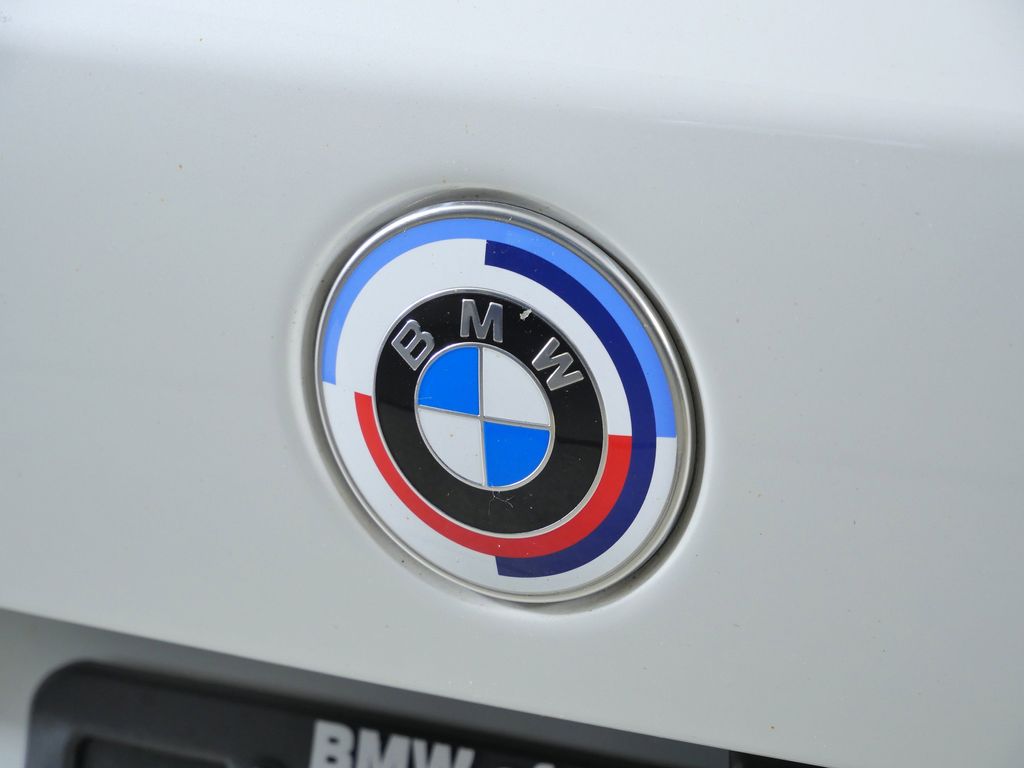 Thumbnail: 2023 BMW X5 - 11