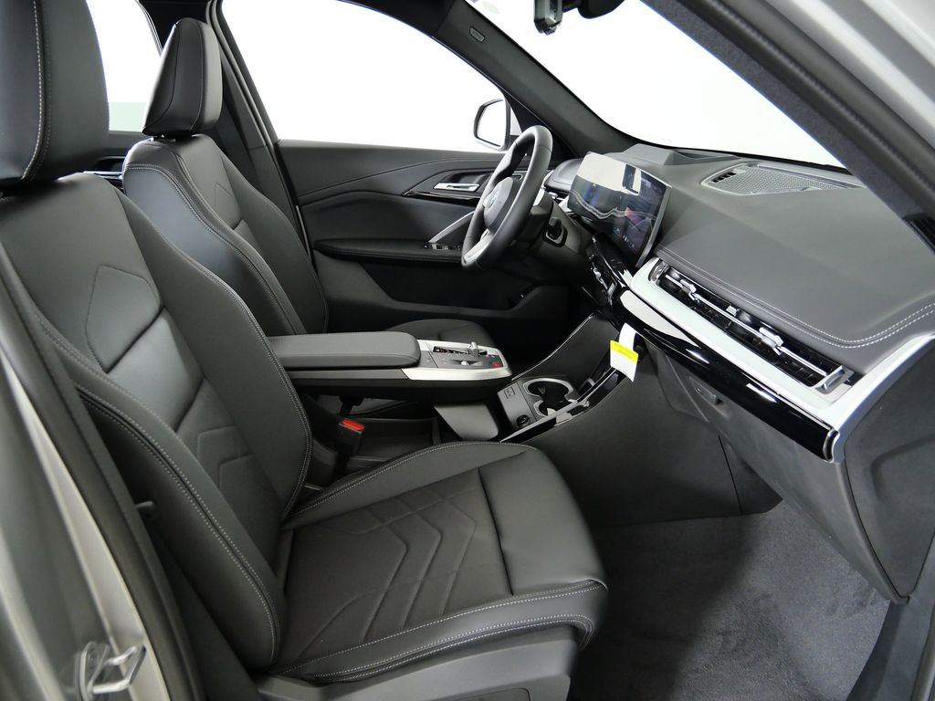 Thumbnail: 2026 BMW X1 - 20