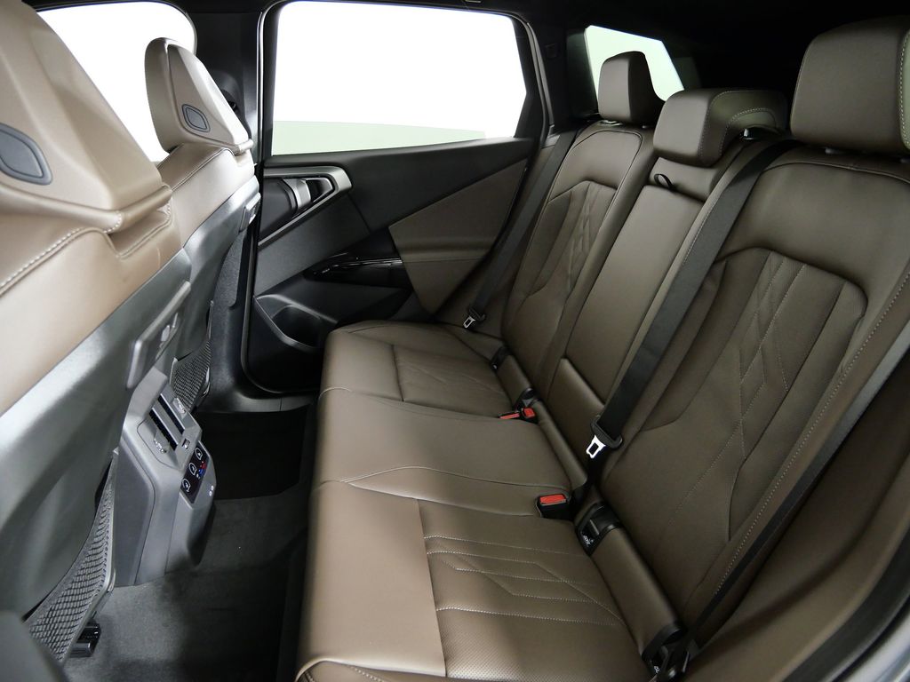 Thumbnail: 2026 BMW X3 - 31