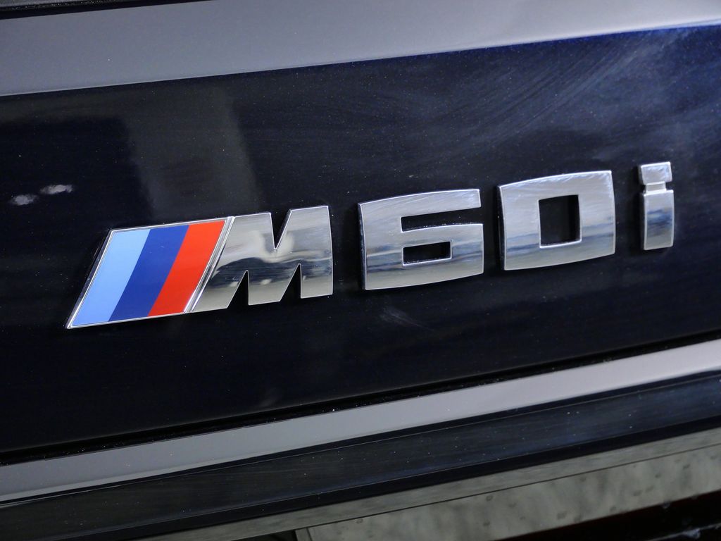 Thumbnail: 2026 BMW X7 - 12