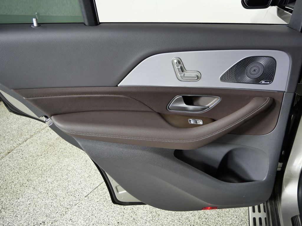 Thumbnail: 2020 Mercedes-Benz GLE - 30