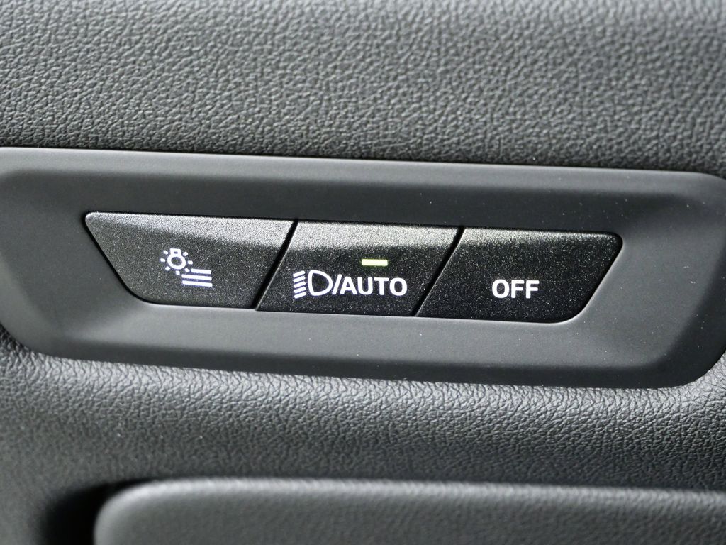 Thumbnail: 2026 BMW X5 - 40