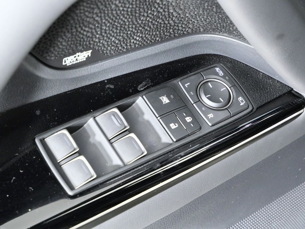 Thumbnail: 2024 Lexus LX - 36