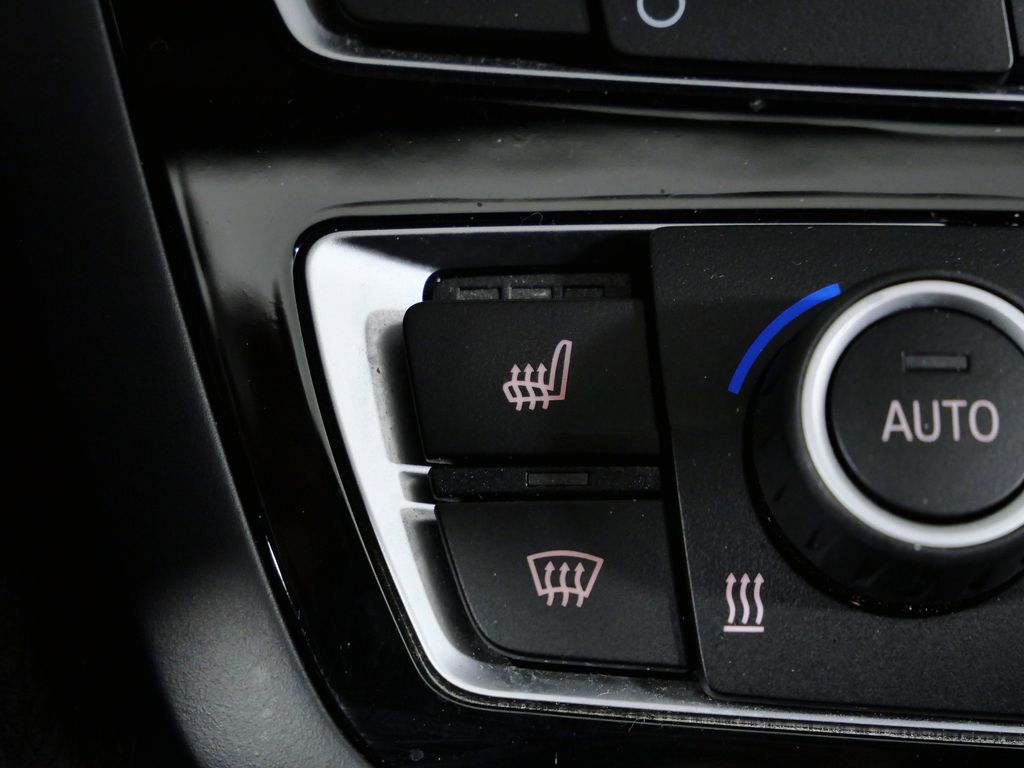 Thumbnail: 2017 BMW 4 Series - 44