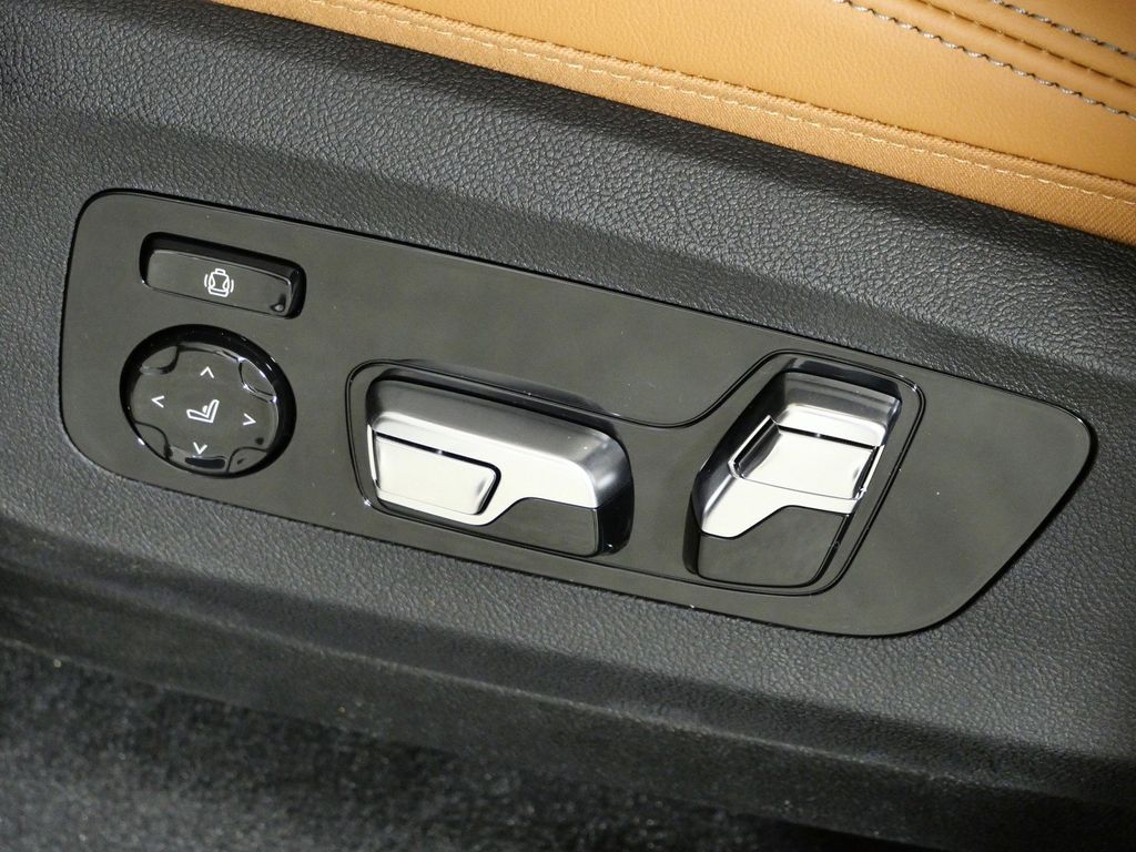 Thumbnail: 2026 BMW X5 - 39