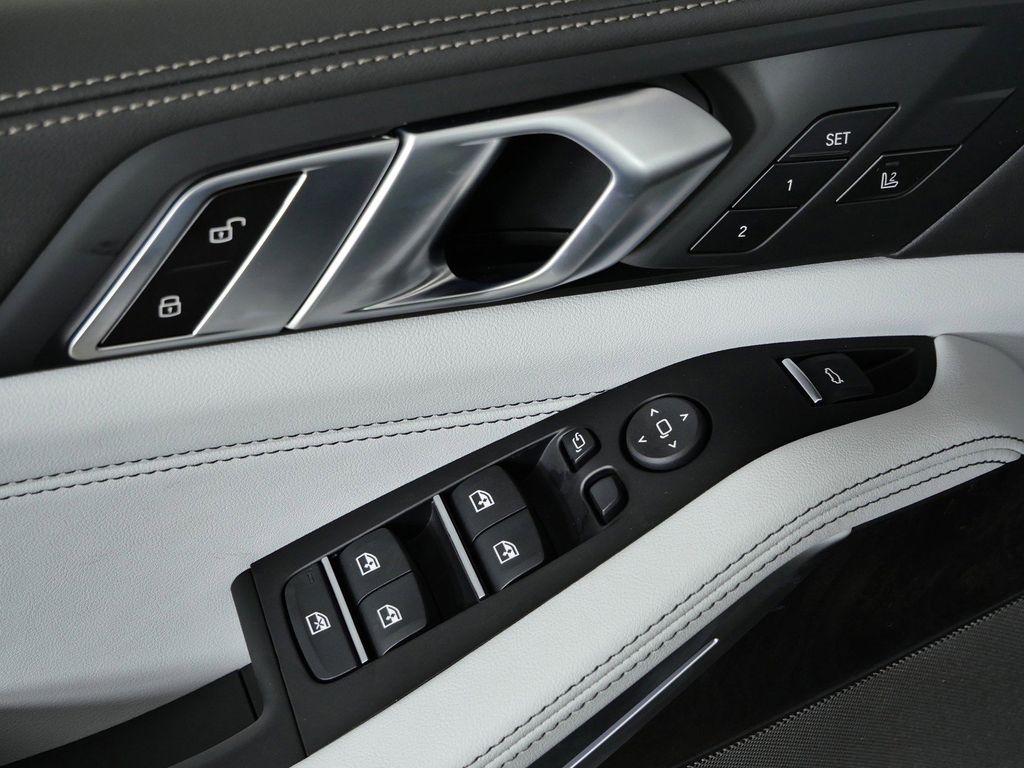 Thumbnail: 2026 BMW X5 - 36