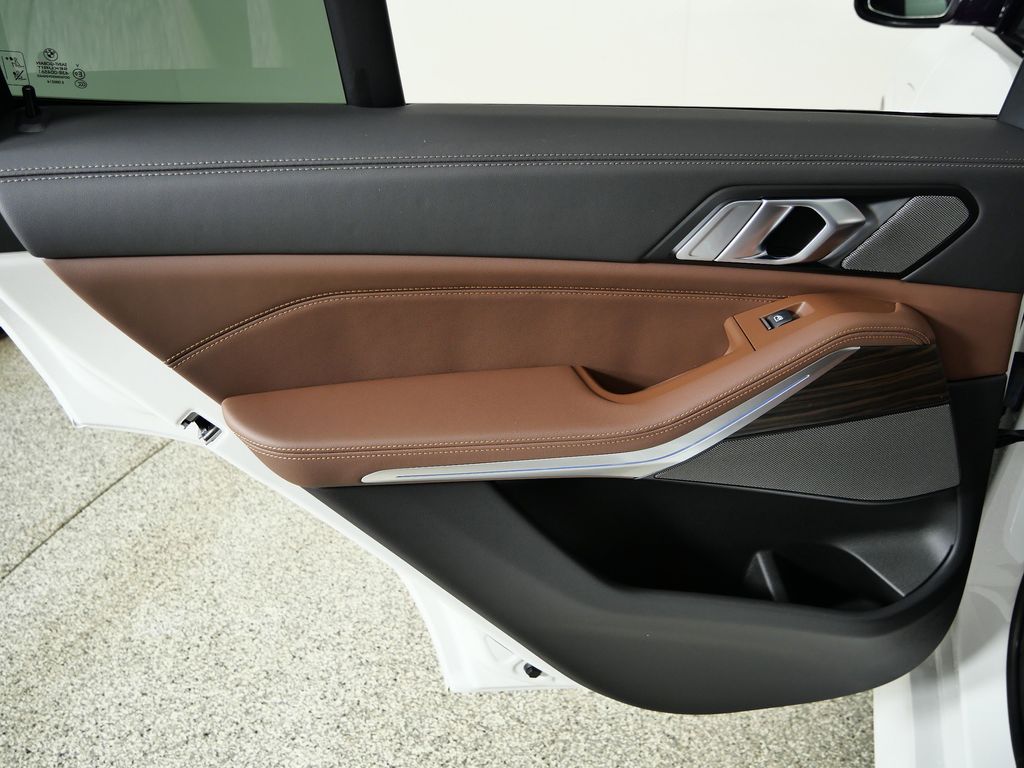 Thumbnail: 2026 BMW X5 - 31