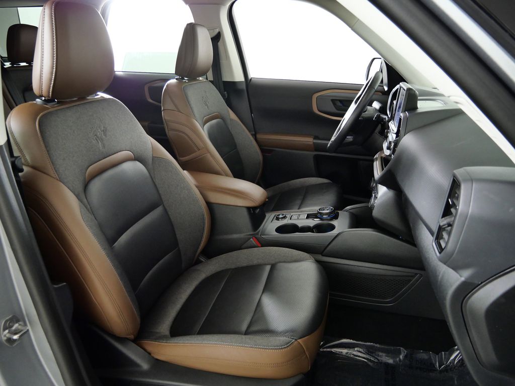 Thumbnail: 2021 Ford Bronco Sport - 21