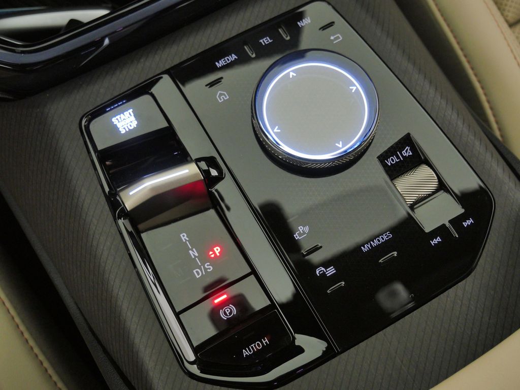 Thumbnail: 2025 BMW X3 - 51