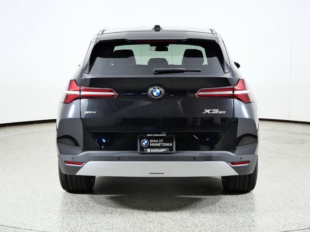 Thumbnail: 2026 BMW X3 - 12