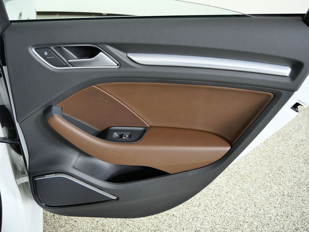 Thumbnail: 2016 Audi A3 - 24