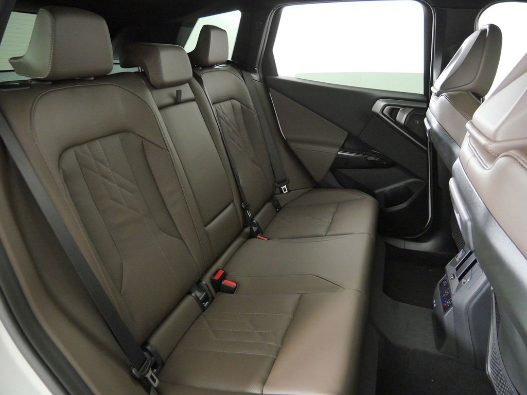 Thumbnail: 2026 BMW X3 - 26