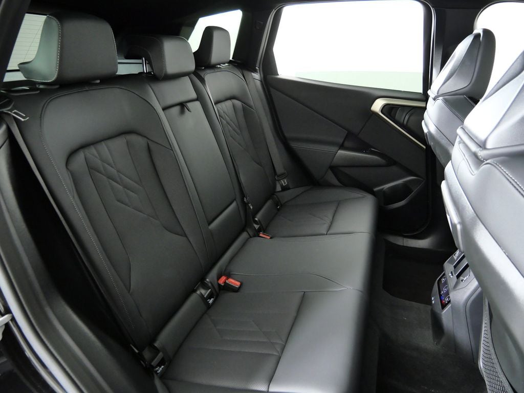 Thumbnail: 2025 BMW X3 - 31