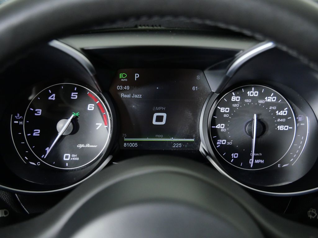 Thumbnail: 2017 Alfa Romeo Giulia - 51