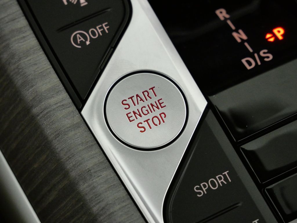 Thumbnail: 2026 BMW 4 Series - 44