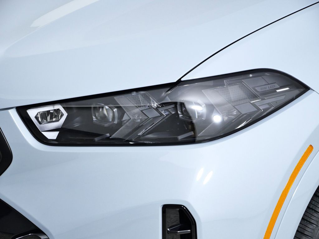 Thumbnail: 2026 BMW X6 - 3