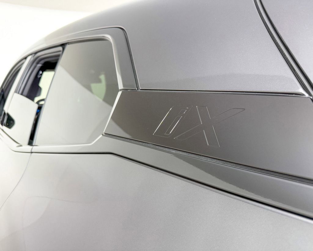Thumbnail: 2025 BMW iX - 29