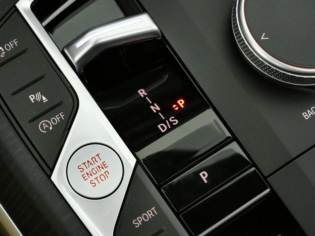 Thumbnail: 2026 BMW 3 Series - 48