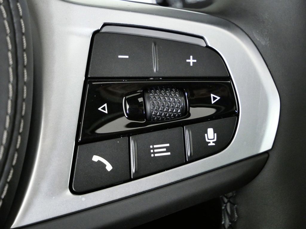 Thumbnail: 2026 BMW X5 - 42