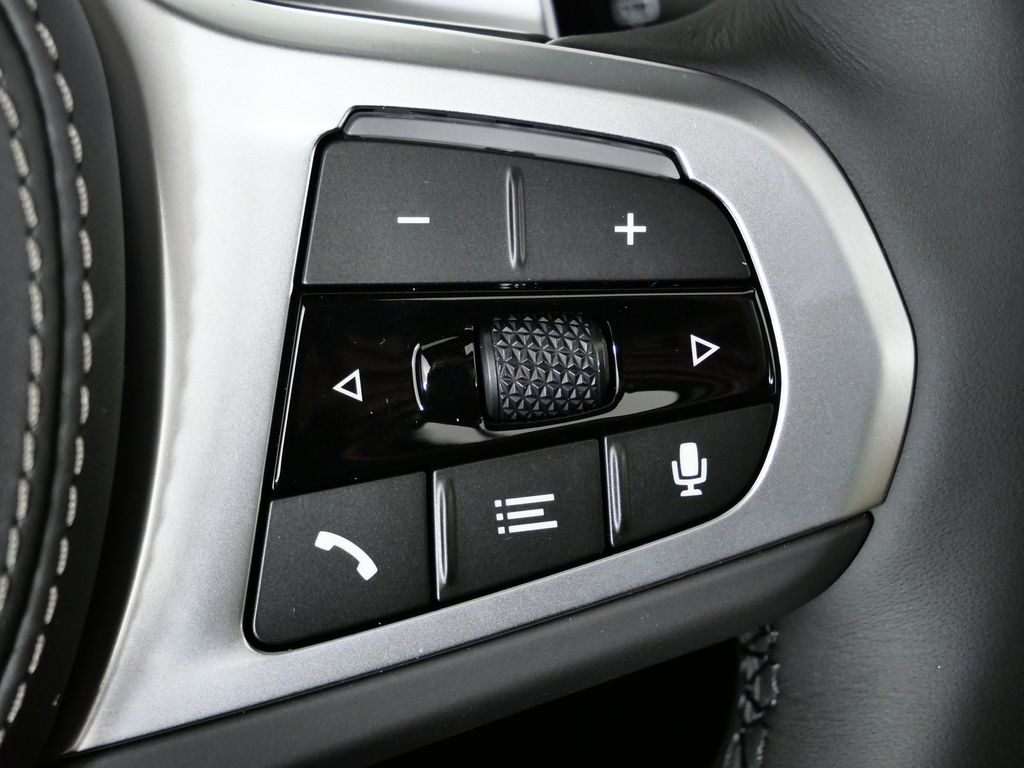 Thumbnail: 2026 BMW X5 - 42