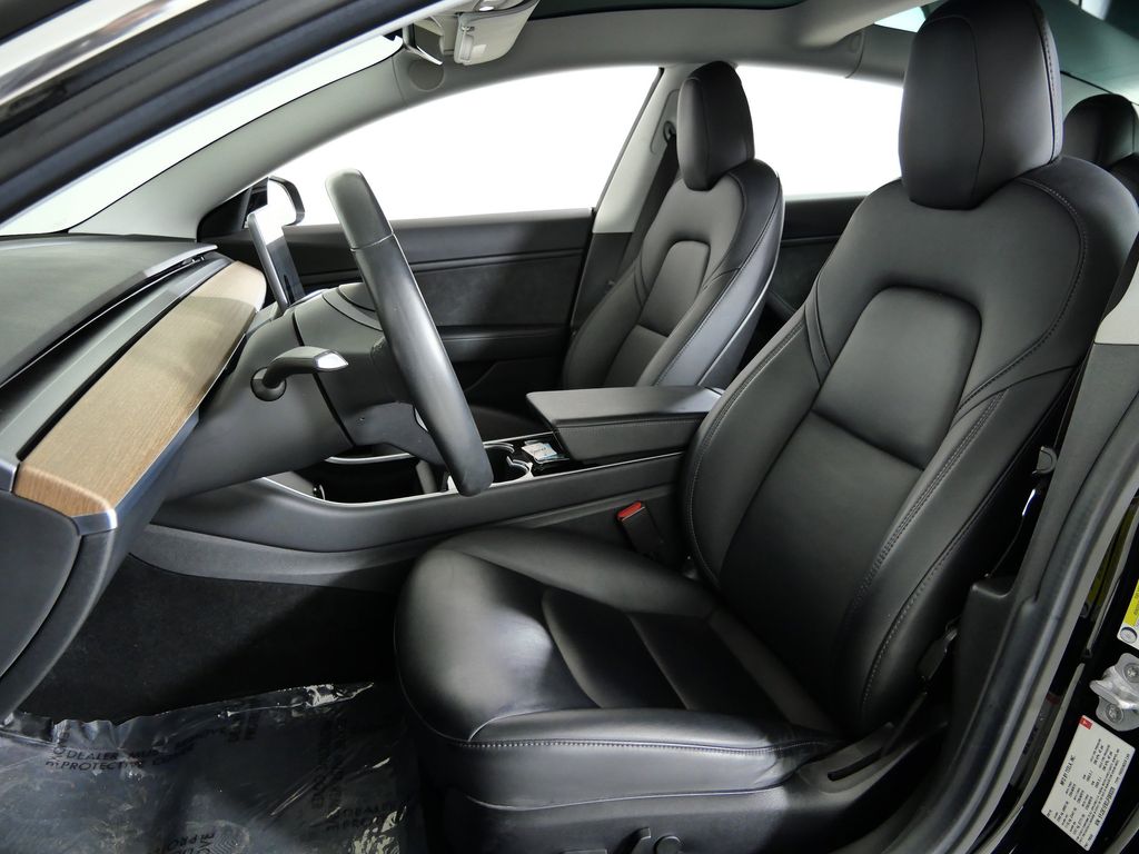 Thumbnail: 2018 Tesla Model 3 - 35