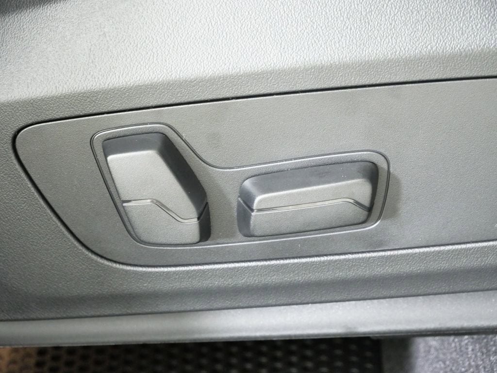 Thumbnail: 2026 BMW X1 - 24