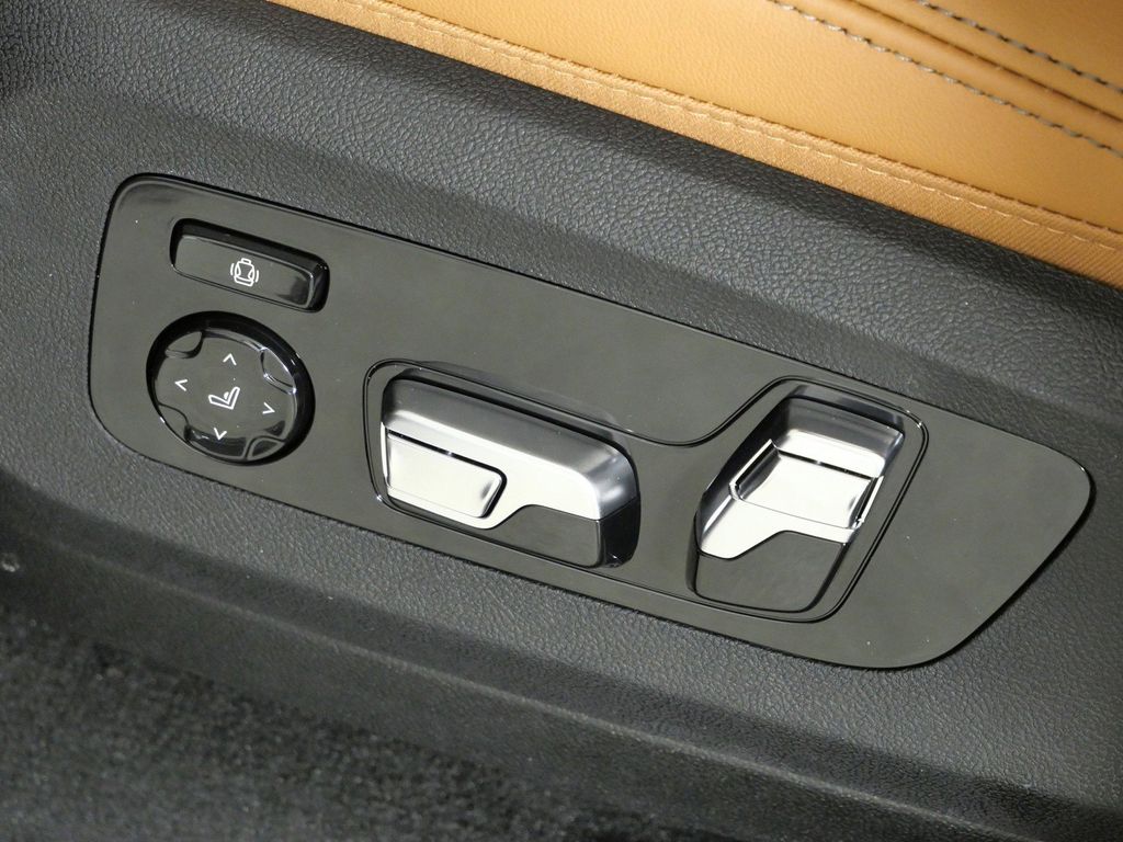Thumbnail: 2026 BMW X5 - 39