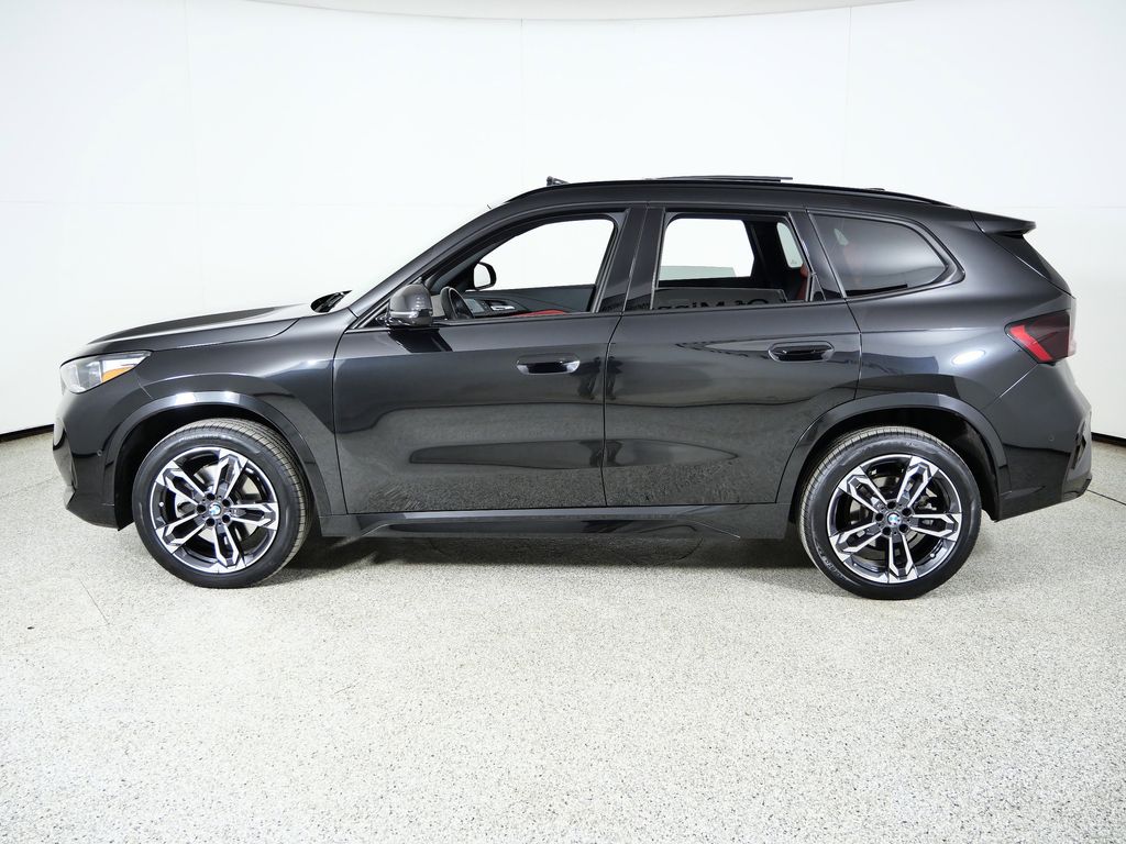 Thumbnail: 2023 BMW X1 - 18