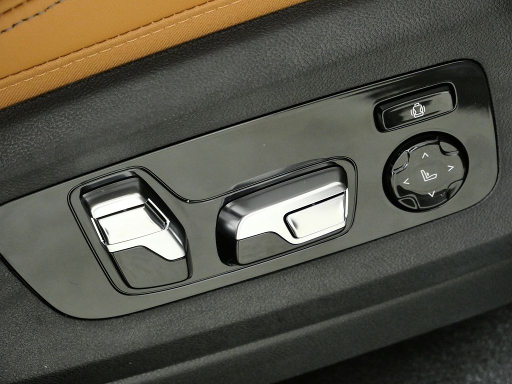 Thumbnail: 2026 BMW X5 - 22