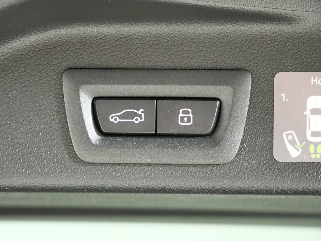 Thumbnail: 2026 BMW X5 - 32