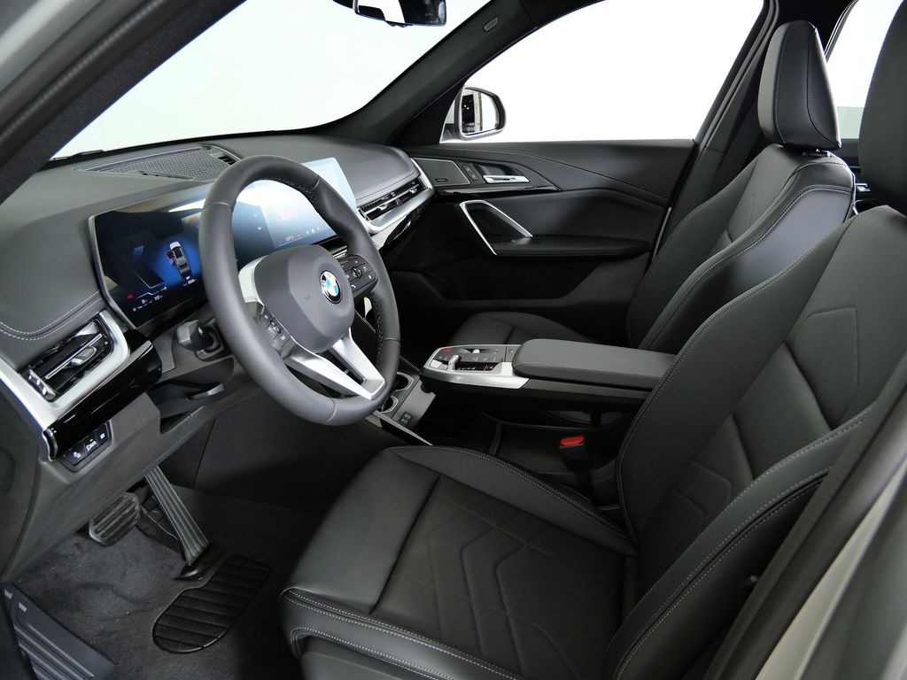 Thumbnail: 2026 BMW X1 - 32