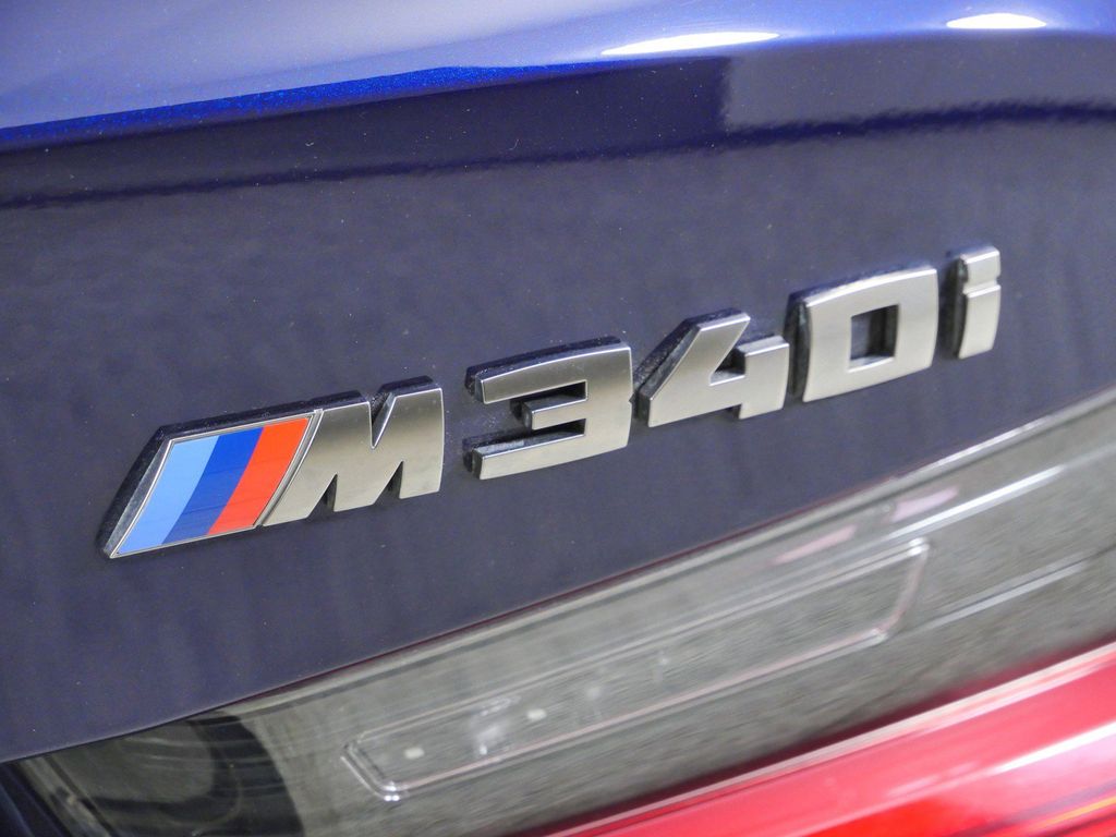Thumbnail: 2020 BMW 3 Series - 13