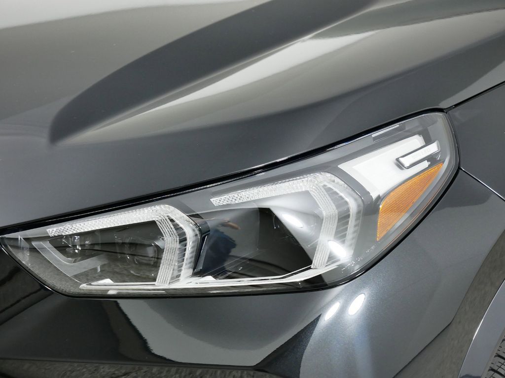 Thumbnail: 2025 BMW X1 - 16