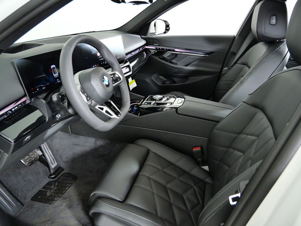 Thumbnail: 2026 BMW 5 Series - 32
