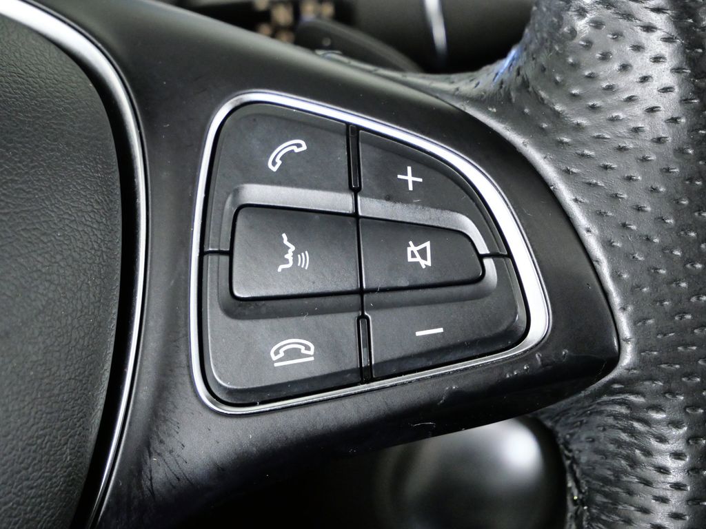 Thumbnail: 2017 Mercedes-Benz GLE - 42