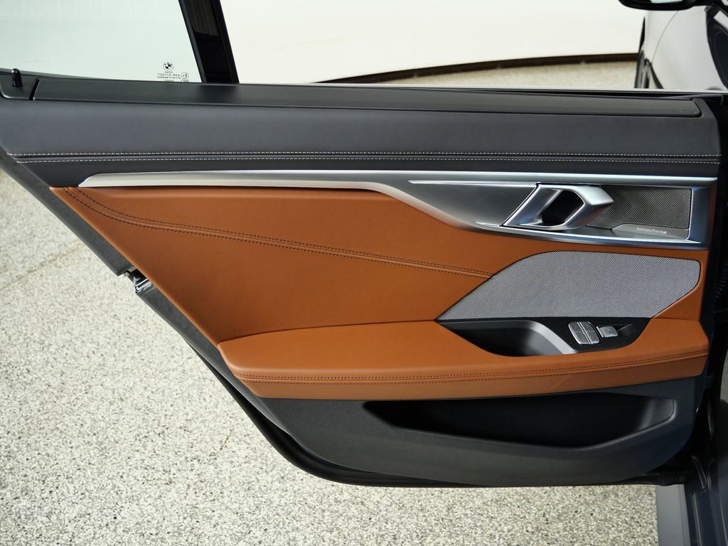 Thumbnail: 2026 BMW 8 Series - 31