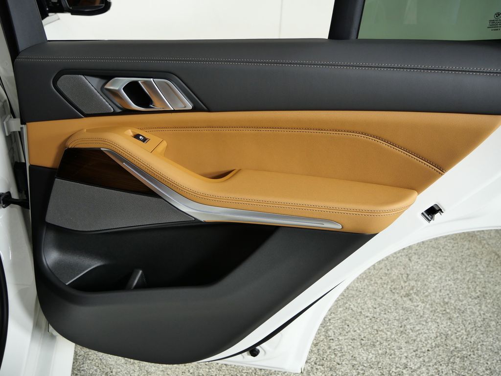 Thumbnail: 2026 BMW X5 - 25