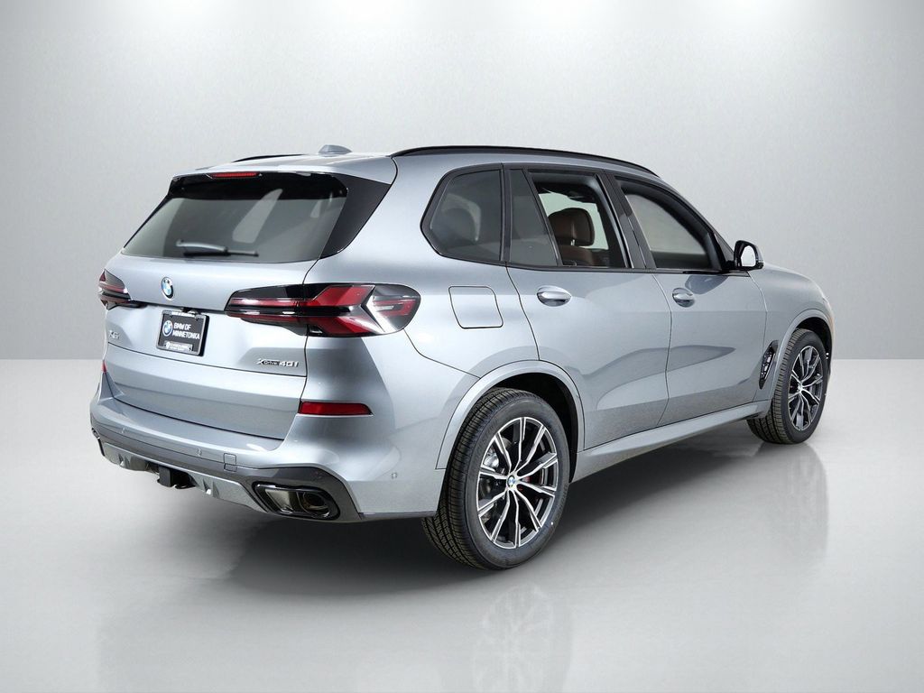 Thumbnail: 2026 BMW X5 - 9