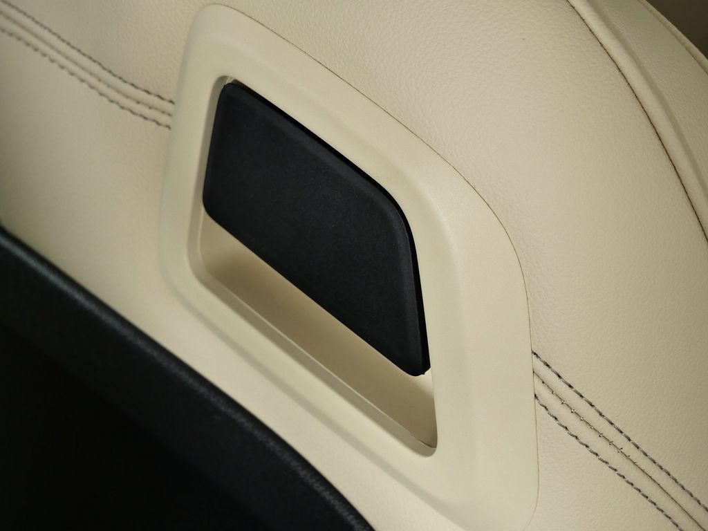 Thumbnail: 2025 BMW 4 Series - 29